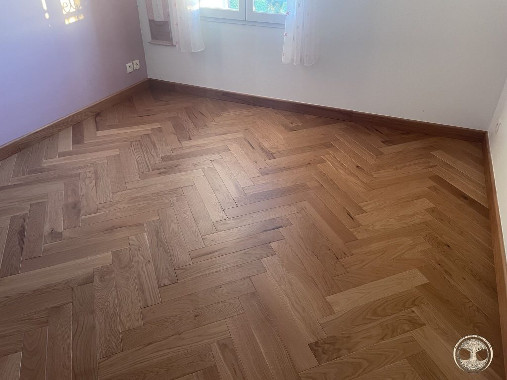 Menuiserie-parquet-contre-collé-baton-rompu